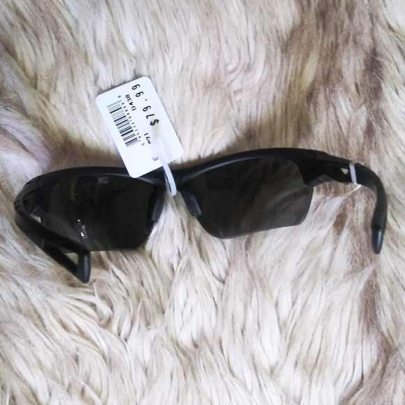 Under Armour Black Sunglasses - Picture 6 of 8